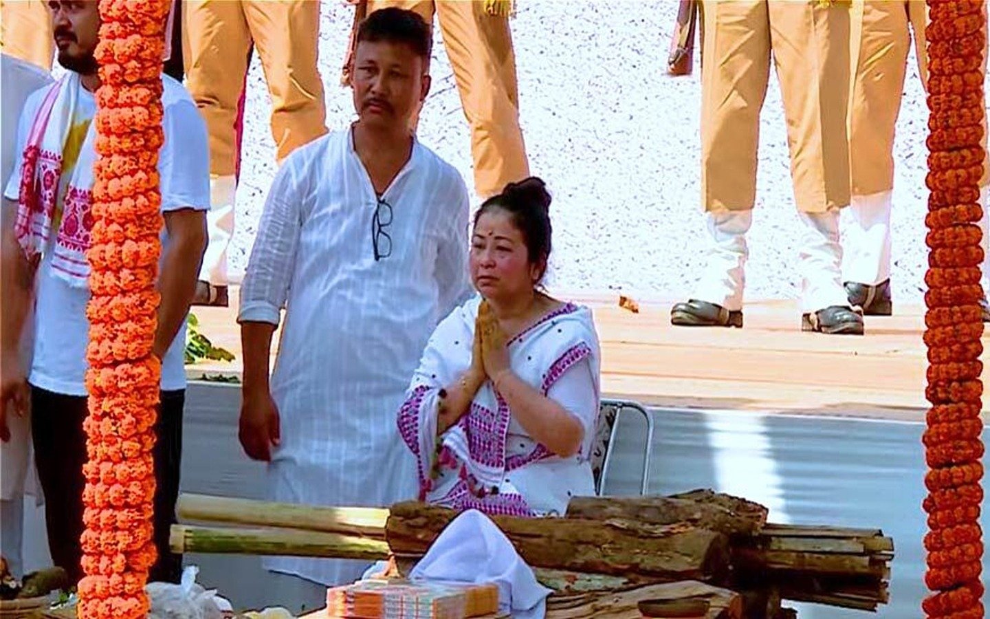 “জুবিনক্ষেত্ৰত অকল এখন সমাধি ক্ষেত্ৰ কৰিব বিচৰা নাই, জুবিনক্ষেত্ৰ এটা এক্সপেৰিয়েন্স চেণ্টাৰ হওক। য’ত জুবিনৰ মিউজিয়াম থাকিব”