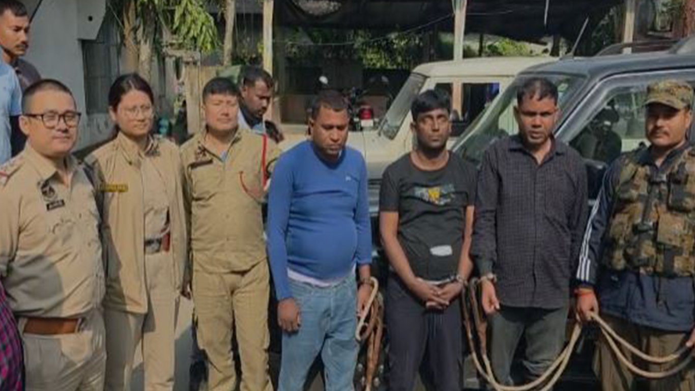 ২৪ ঘণ্টা নহওঁতেই উদ্ধাৰ চুৰি হোৱা বিলাসী বাহন