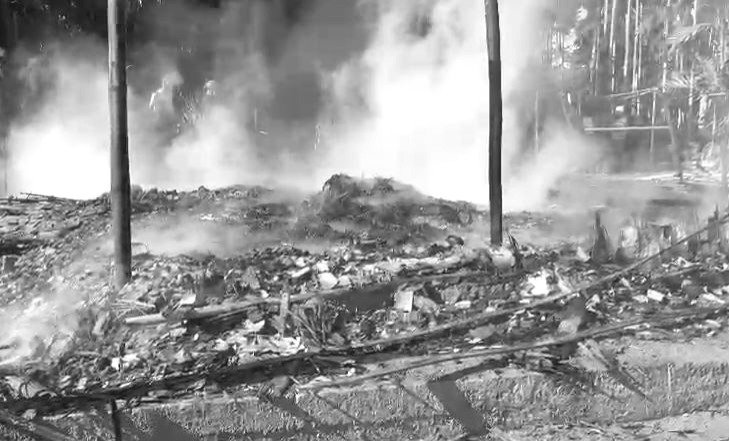 বিধ্বংসী অগ্নিকাণ্ড ! ভস্মীভূত বহু মূল্যৱান সামগ্ৰীৰ লগতে নগদ ধন
