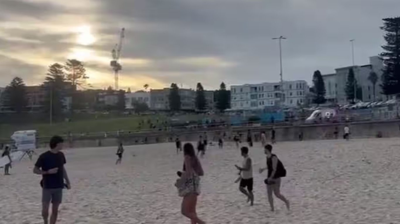 ছিডনীত ভয়ংকৰ গুলীচালনাৰ ঘটনা;গুলীচালনাত ১০জন লোকৰ মৃত্যু!